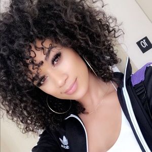 Meet your Posher, Cadija